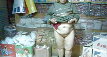 sex ỷung Người phụ nữ béo phục vụ giao hợp lồn gái xinh của ông chủ.