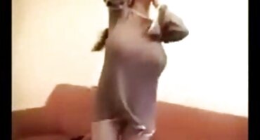 sex lỗ đít gái xinh Người phụ nữ mũm sex sinh viên mĩm loại bỏ tits.